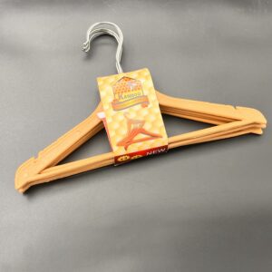 چوب لباسی طرح چوب